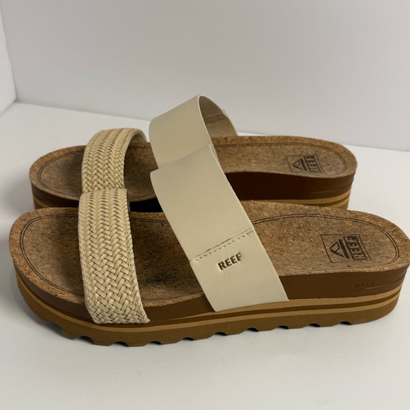 Reef CUSHION VISTA HI Platform Sandals Tan 2 Strap Slip On Shoes Wm Size 8 Y2K - Picture 4 of 9